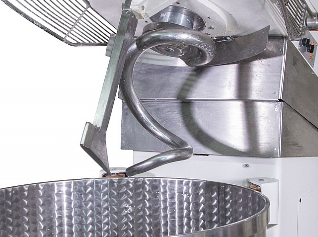 Машина тестомесильная BakeBerry PM-200